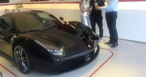 Ce bolid de lux i-a luat Anamaria Prodan soțului ei