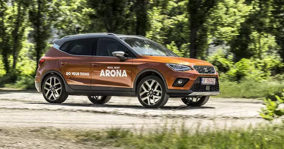 SEAT Arona FR 1.5 TSI: O Ibiza pe steroizi
