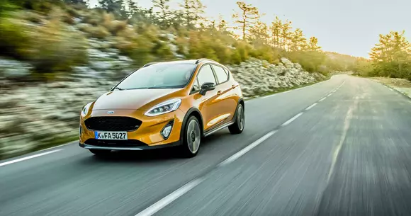 Ford Fiesta Active: Fiesta ia altitudine