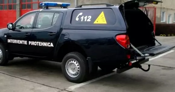 Un șofer inconștient a șicanat în trafic o mașină MAI care transporta o bombă