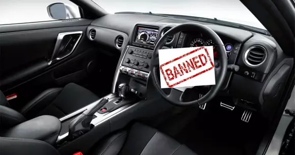 Mașinile cu volan pe dreapta ar putea fi interzise în România