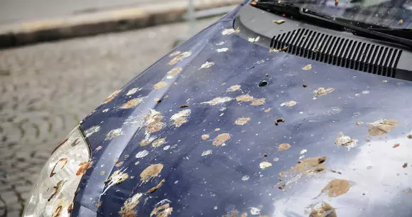 5 moduri în care îți poți distruge vopseaua mașinii