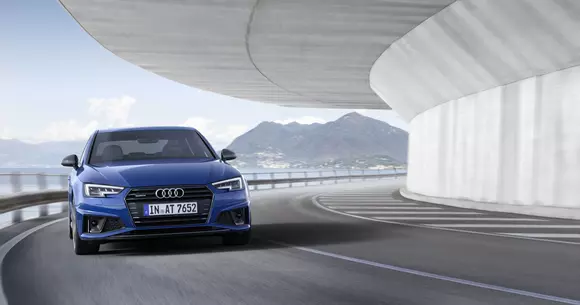 Audi A4 a primit un facelift - primele imagini și informații