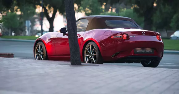 Mazda MX-5 va avea un motor mai puternic