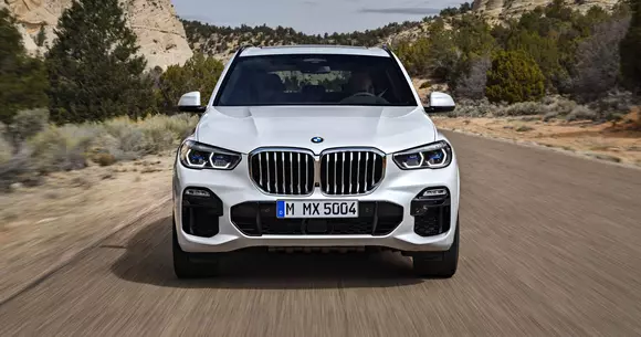 BMW X5 este disponibil în România