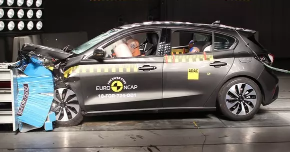 Euro NCAP: cele mai noi modele de la Volvo și Ford trec cu succes testele de impact
