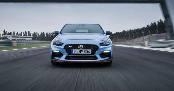 Hyundai i30 N este disponibil și în România: preț și specificații tehnice