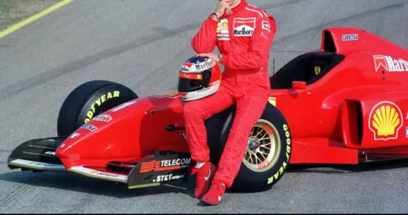 Una dintre mașinile lui Michael Schumacher este din nou de vânzare