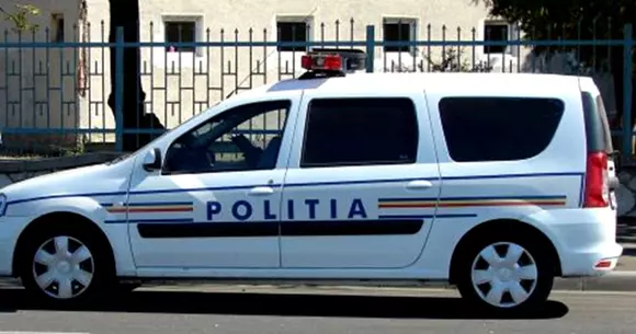 Întrebare de la Poliția Română: ce facem cu această manetă?