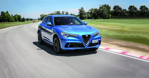 Alfa Romeo Stelvio Quadrifoglio: Dolce vita con peperoni