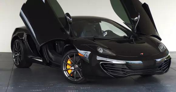 ANAF vinde super mașini și în August! Cât costă un supercar la ANAF?