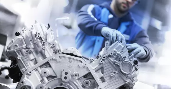 Cel mai puternic V8 pentru Seria 8 a intrat în producție