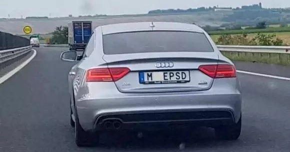 Soluție pentru șoferul care a pus pe jar Poliția cu numărul de înmatriculare