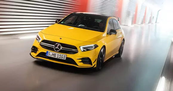 Mercedes-AMG A35 4Matic: Un hot hatch în așteptarea lui A45