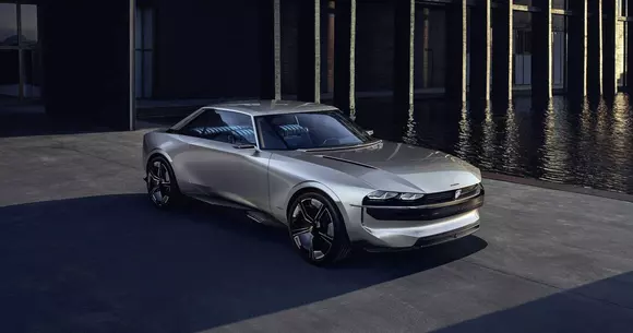 Peugeot e-Legend concept este cea mai recentă creație Pininfarina