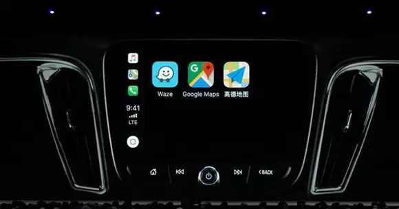 Waze a fost integrat în Apple CarPlay: Va debuta în iOS 12