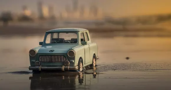 Primăria a făcut anunțul: Iată cine primește 9000 de lei pentru mașina veche!