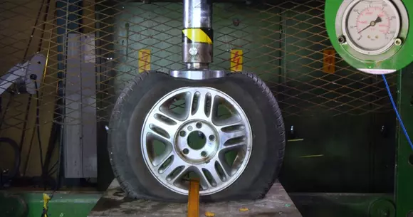 Jantă de aluminiu sau de oțel: Care este mai rezistentă?