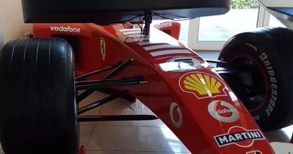 Un simulator auto folosit de Michael Schumacher este de vânzare