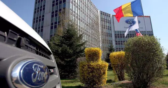 Uzina Ford din Craiova are nevoie de 1.700 de muncitori