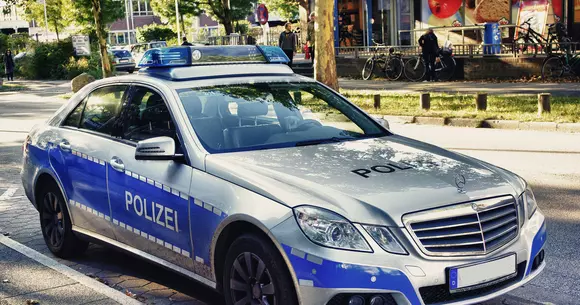 Tutorial: Cum să-ți pierzi permisul în doar 49 de minute