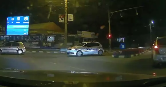 Un polițist din Suceava a fost la un pas de accident
