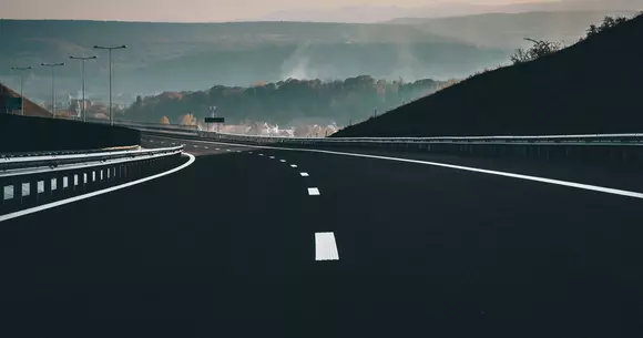 Craiova-Pitești va fi drum expres: Mai scump și mai îngust decât o autostradă