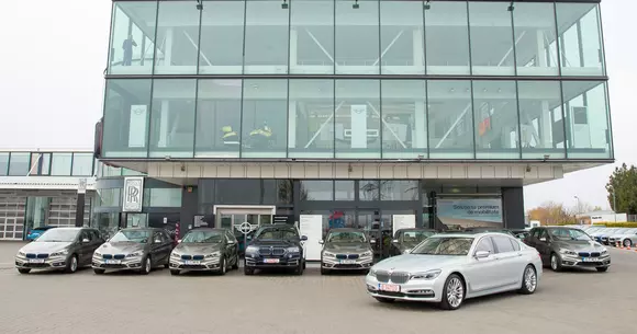 Cea mai mare flotă de mașini BMW hibride plug-in livrată în România