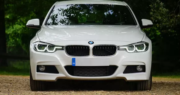 (P) Înmatriculare auto - cât durează și ce trebuie să știi înainte de a înregistra o mașină