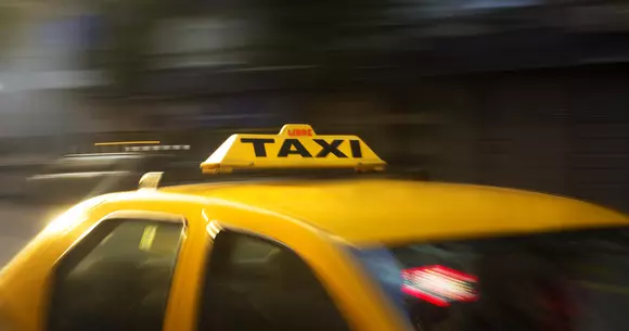 VIDEO: Ce te faci când clienții nu vor să achite cursa?