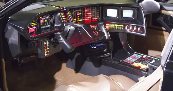 Cea mai îndrăgită mașină vorbitoare din anii '80 este disponbilă acum pe eBay