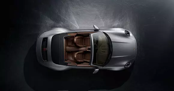 Noul Porsche 911 Cabrio a fost dezvăluit oficial