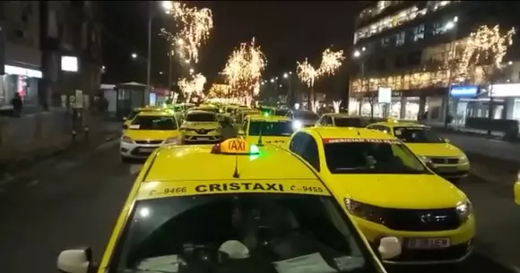 Protest anti-Uber: taximetriștii furioși au blocat un bulevard în centrul Bucureștiului