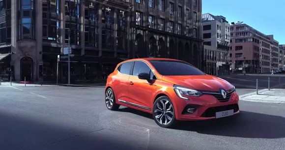 Noul Clio se prezintă oficial – Partea 2: exteriorul