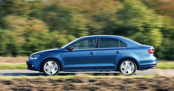 Recompensă de 1000 de EURO! Ai văzut această mașină?