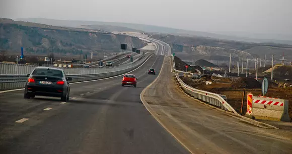 Ministrul Transporturilor promite 180 km de autostradă în 2019. Câți vom primi, de fapt