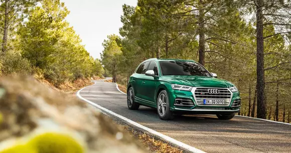 Audi SQ5 TDI: sistem hibrid de 48V și 700 Nm!
