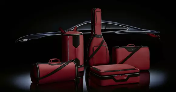 Montblanc x BMW: Acest set de bagaje costă cât două Dacia Logan