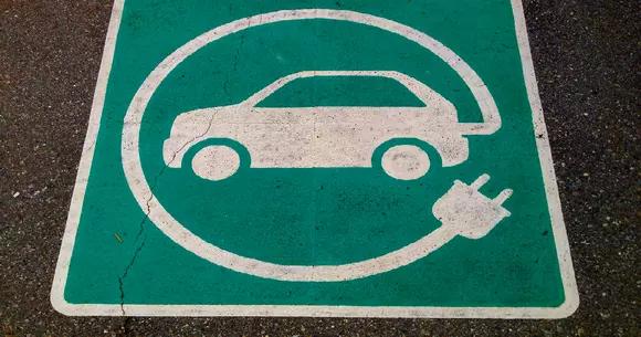 Până când poți obține eco-voucherul de la Primărie pentru achiziționarea unei mașini ecologice