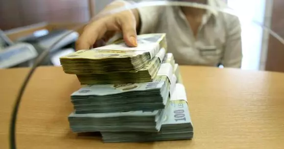 Când va fi returnată taxa auto: autoritățile răspund