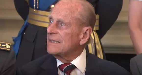 Prințul Filip nu va mai conduce, după accidentul pe care l-a provocat