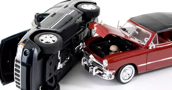 Aproape 50.000 de daune din RCA erau neplătite la finalul lui 2019