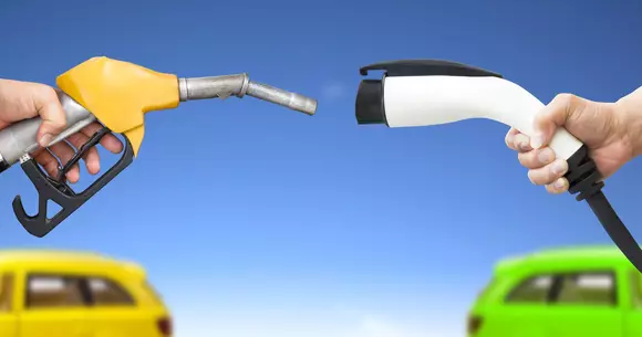 Când vor fi mașinile electrice la fel de profitabile precum cele convenționale?