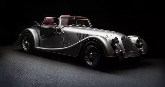 Pentru prima oară în 110 ani, Morgan Motor Company nu mai aparține familiei Morgan