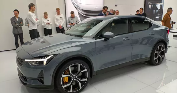 Noul Polestar 2 se va lupta cot la cot cu Tesla Model 3