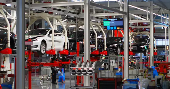 Renault, Nissan și alți constructori, suspectați că ar mări artificial prețurile la componente auto