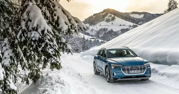Prețuri în România: noul SUV electric Audi e-tron