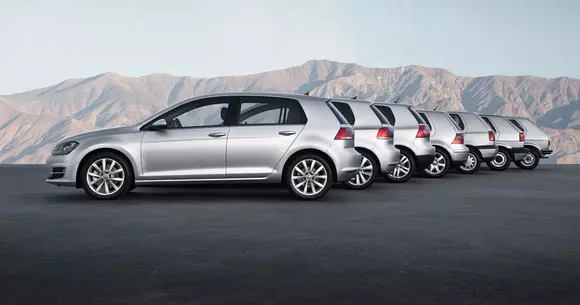 Volkswagen Golf a împlinit 45 de ani!