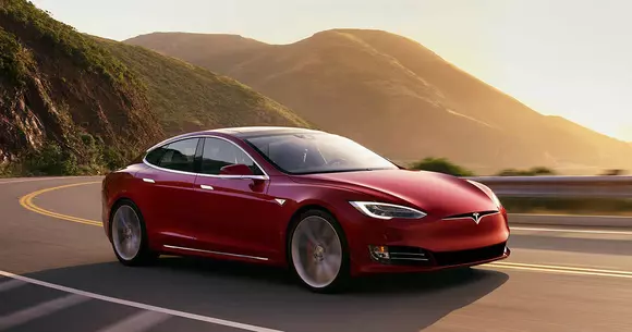 Modelele Tesla pot fi comandate oficial în România