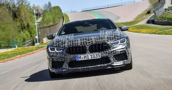 BMW M8 se va lansa cu un nou nivel de personalizare a experienței de condus